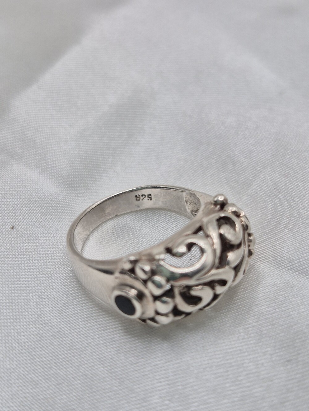 Boho Bali Sterling Silver Filigree Black Onyx Accent Ring. Size 7